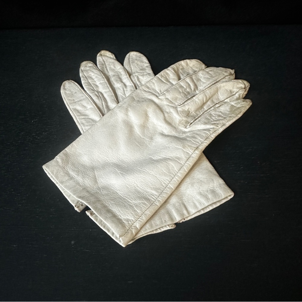 Leather Gloves
